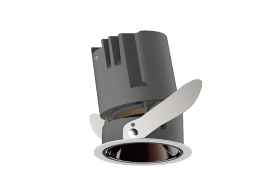 Lampu sorot yang dapat disesuaikan dengan retak Tegangan Masuk:220V-240V Ukuran:110*145mm/140*178mm Potongan: 100mm/125mm CRI≥92 Toleransi warna≤4SDCM Sudut Sinar:15°/24°/38° Daya:25W/35W/40W Lampu Fluks:60 lm/w